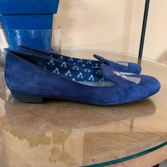 Isaac Mizrahi Blue Loafers - Picture 4 of 6